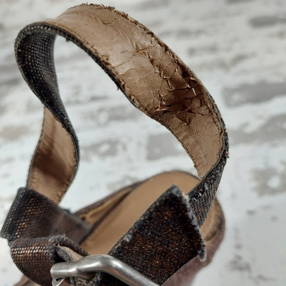 Calvin Klein Jeans Women's Brown Ankle Strap Wedge Sandals V290 - Picture 9 of 10